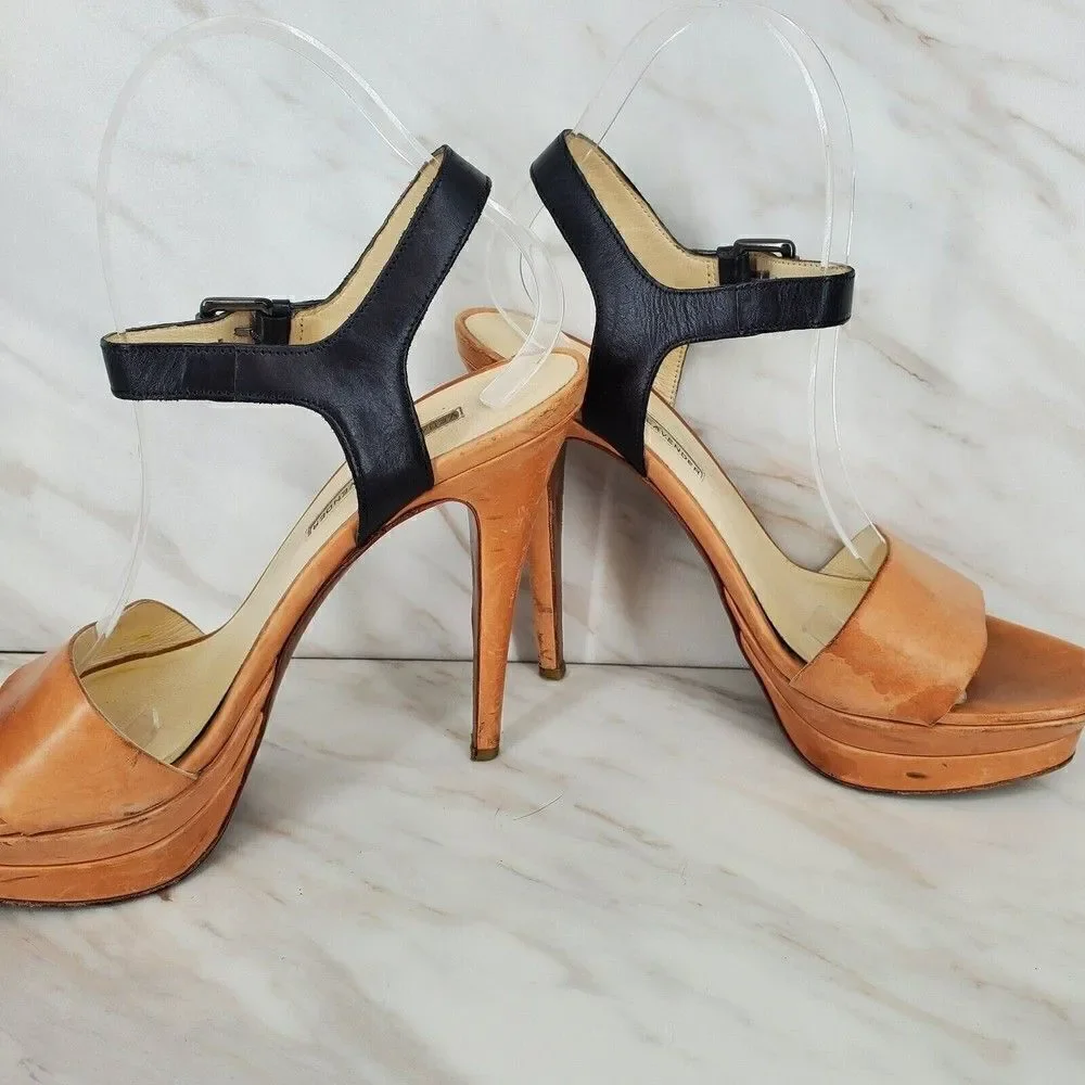 VERA WANG LAVENDER Nina Natural/Black Platform Heels Size 8‎